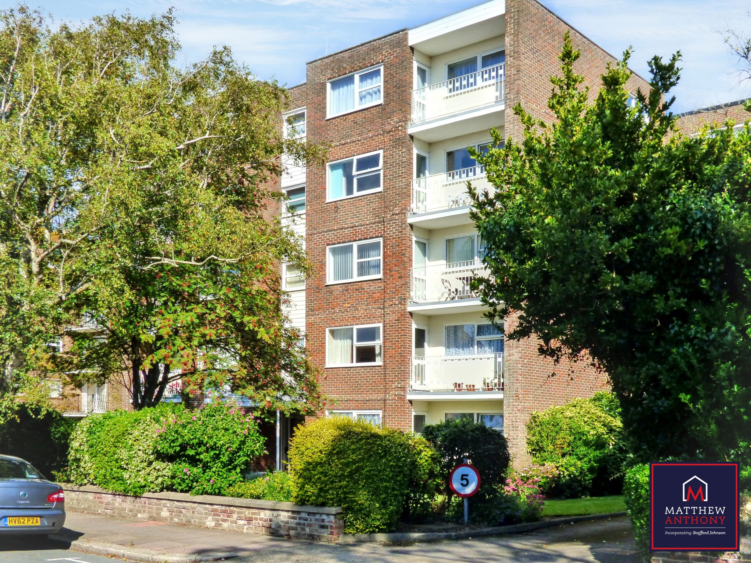 Downview Road